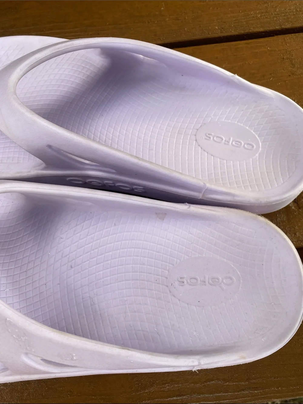 OOFOS light purple